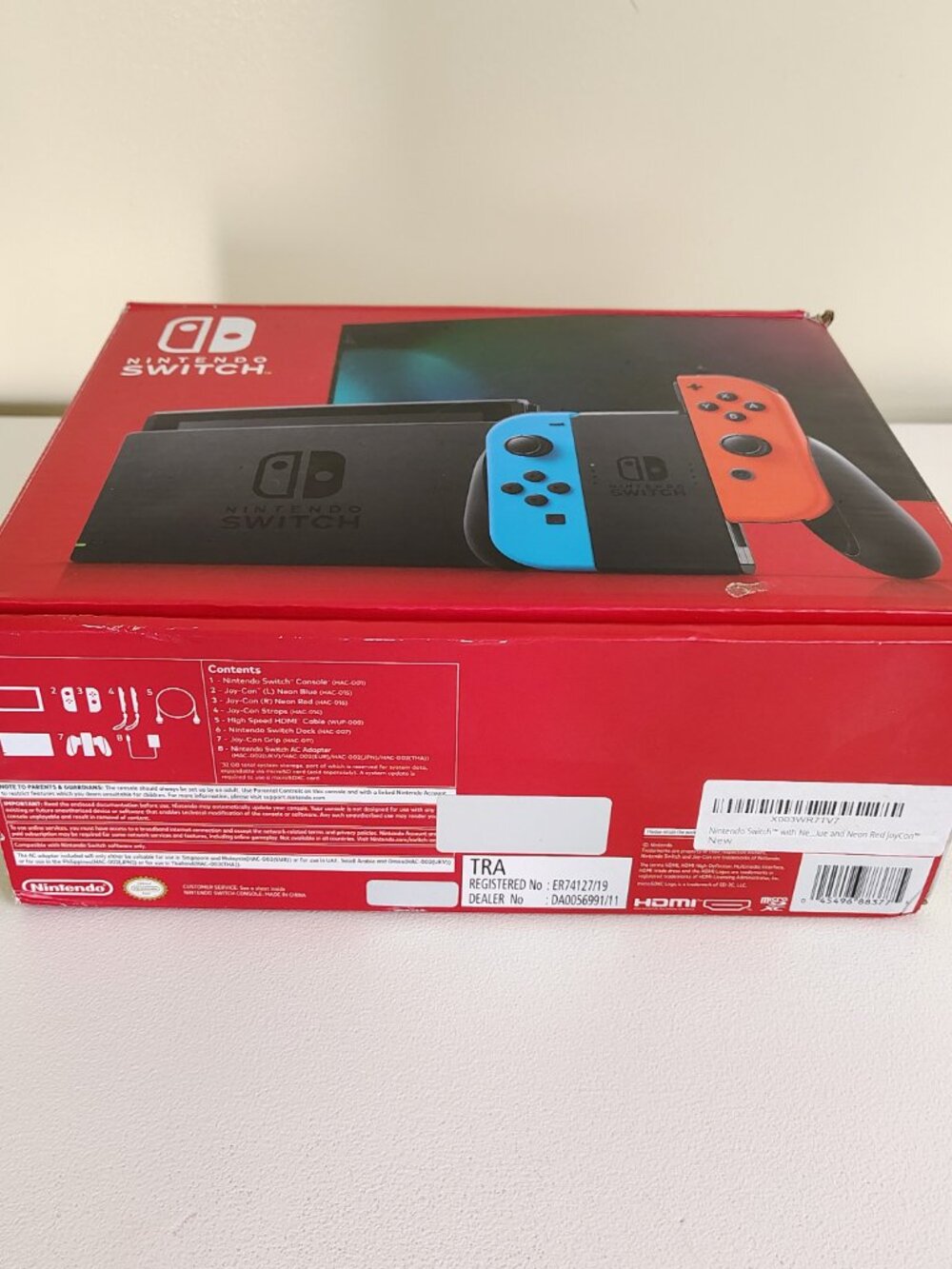 IN BOX - NINTENDO SWITCH Neon Red & Blue Console + Minecraft & Animal Crossing - Picture 8 of 9